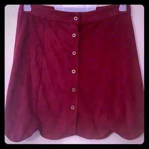 En Creme Maroon Suede Button Down Scallop Skirt